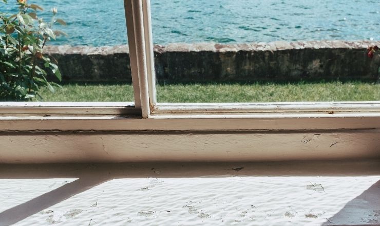 The 5 “Uh-Oh” Signs a Navarre Home Inspector Looks For (So You Don’t Have To)